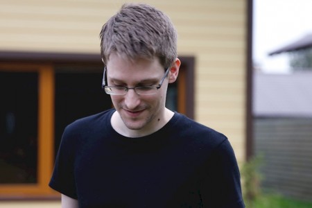 Εκστρατεία για απονομή χάριτος στον Edward Snowden 