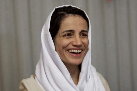 Ιράν: Συγκλονιστική καταδίκη 33 ετών φυλάκισης και 148 μαστιγώσεων για την Nasrin Sotoudeh, υπερασπίστρια των δικαιωμάτων των γυναικών Ιράν: Συγκλονιστική καταδίκη 33 ετών φυλάκισης και 148 μαστιγώσεων για την Nasrin Sotoudeh, υπερασπίστρια των δικαιωμάτων των γυναικών