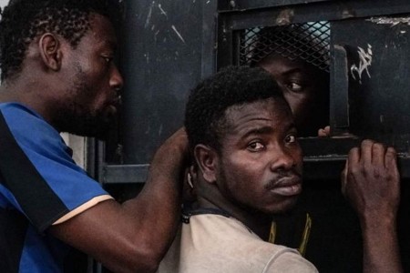 Λιβύη: Η ανανέωση της μεταναστευτικής συμφωνίας επιβεβαιώνει τη συνενοχή της Ιταλίας σε βασανιστήρια μεταναστών/ριών και προσφύγων