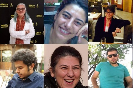Τουρκία: Αναμένεται αύριο η ετυμηγορία στη δίκη κατά ακτιβιστών/ριών ανθρώπινων δικαιωμάτων που αντιμετωπίζουν ποινή φυλάκισης έως και 15 ετών Τουρκία: Αναμένεται αύριο η ετυμηγορία στη δίκη κατά ακτιβιστών/ριών ανθρώπινων δικαιωμάτων που αντιμετωπίζουν ποινή φυλάκισης έως και 15 ετών