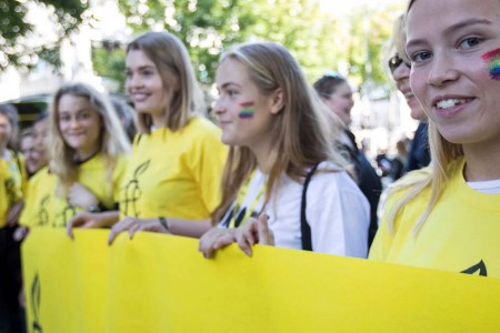 Πολωνία: Η Διεθνής Αμνηστία δεσμεύεται να αντισταθεί στην καταπάτηση των ανθρωπίνων δικαιωμάτων