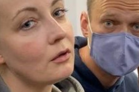 Ρωσία: Ο Aleksei Navalny γίνεται κρατούμενος συνείδησης μετά τη σύλληψή του κατά την άφιξή του στη Μόσχα Ρωσία: Ο Aleksei Navalny γίνεται κρατούμενος συνείδησης μετά τη σύλληψή του κατά την άφιξή του στη Μόσχα