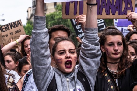 Ε.Ε.: Χάθηκε ιστορική ευκαιρία για την καταπολέμηση της έμφυλης βίας 