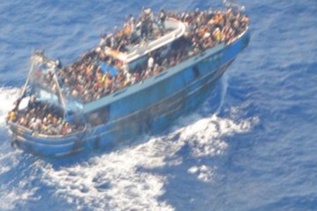 Ε.Ε: Οι ελληνικές αρχές πρέπει να αναλάβουν τις ευθύνες τους για το ναυάγιο στην Πύλο