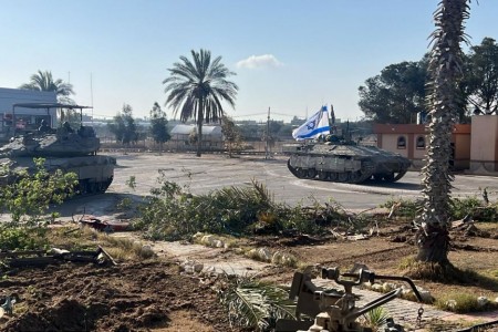 Ισραήλ/Κατεχόμενα: Ο ισραηλινός στρατός πρέπει να εγγυηθεί την ασφάλεια των αμάχων καθώς ξεκινά η χερσαία επιχείρηση στην ανατολική Ράφα