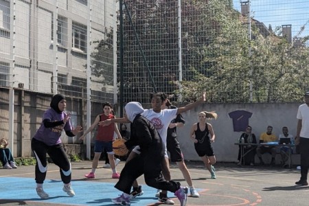 Γαλλία: Η απαγόρευση του χιτζάμπ στον αθλητισμό στη Γαλλία εκθέτει διπλά πρότυπα διακρίσεων ενόψει των Ολυμπιακών και Παραολυμπιακών Αγώνων Γαλλία: Η απαγόρευση του χιτζάμπ στον αθλητισμό στη Γαλλία εκθέτει διπλά πρότυπα διακρίσεων ενόψει των Ολυμπιακών και Παραολυμπιακών Αγώνων