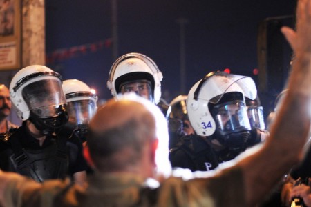 Τουρκία: Η απαγόρευση των εορτασμών της Πρωτομαγιάς στην πλατεία Ταξίμ της Κωνσταντινούπολης πρέπει να αρθεί