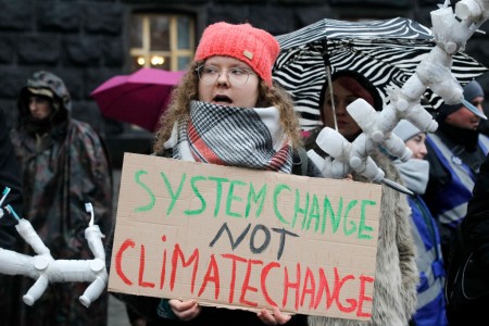 Παγκοσμίως: Οι κυβερνήσεις πρέπει να αξιοποιήσουν το νέο ψήφισμα της Γενικής Συνέλευσης του ΟΗΕ για να μετατρέψουν τη συμβουλευτική γνωμοδότηση του Διεθνούς Δικαστηρίου για την κλιματική αλλαγή σε αποφασιστική δράση