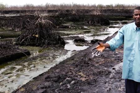 Το πετρέλαιο της Shell «πνίγει» τη Νιγηρία 