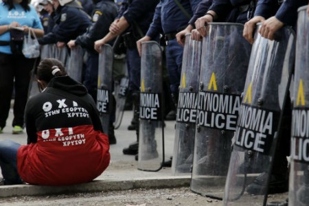 Ομιλία Λ. Χρυσούλη για την αστυνομική αυθαιρεσία και ατιμωρησία στην Ιερισσό Ομιλία Λ. Χρυσούλη για την αστυνομική αυθαιρεσία και ατιμωρησία στην Ιερισσό