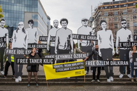 Τουρκία: Οι κατηγορίες που απαγγέλθηκαν στο φυλακισμένο προσωπικό της Διεθνούς Αμνηστίας και σε υποστηρικτές των ανθρωπίνων δικαιωμάτων πρέπει να απορριφθούν