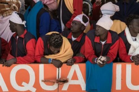 ΕΥΡΩΠΗ: ΣΤΑΜΑΤΗΣΤΕ ΝΑ ΠΑΙΖΕΤΕ ΜΕ ΑΝΘΡΩΠΙΝΕΣ ΖΩΕΣ